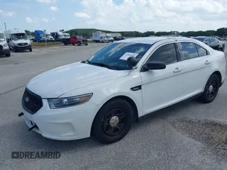 2017 Ford Police Interceptor Sedan with VIN 1FAHP2L82HG133685, listed as a IAAI auction lot 41883464 with 68,594 mi miles. Bid and sale history available at carsss.com. Image 2.