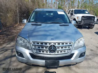 2011 Mercedes-Benz M-Class ML 350 with VIN 4JGBB8GB2BA702483, listed as a IAAI auction lot 42098725 with 187,399 mi miles. Bid and sale history available at carsss.com. Image 6.