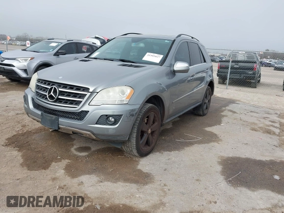 2010 Mercedes-Benz M 350 с VIN 4JGBB5GB8AA588907, выставлен на аукционе IAAI как лот 41505027 с пробегом 178 185 миль миль и . История ставок и продаж доступна на DreamBid. Изображение 17.