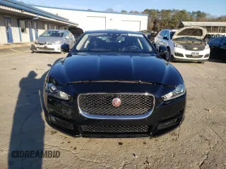 2019 Jaguar XE 25t Premium with VIN SAJAD4FX0KCP47752, listed as a Copart auction lot 87011974 with 32,124 mi miles and Salvage Title. Bid and sale history available at carsss.com. Image 5.