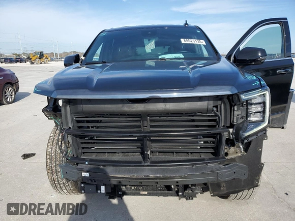 2023 GMC Yukon Denali Ultimate with VIN 1GKS2EKL7PR100968, listed as a Copart auction lot 88025135 with 6,423 mi miles and Salvage Title. Bid and sale history available at carsss.com. Image 5.