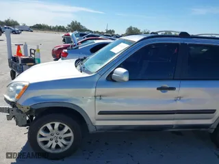 2005 Honda CR-V EX with VIN JHLRD78885C035912, listed as a IAAI auction lot 41793257 with 211,694 mi miles. Bid and sale history available at carsss.com. Image 12.