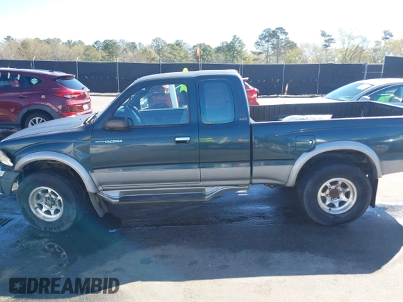 1998 Toyota Tacoma with VIN 4TAWN72N5WZ120258, listed as a IAAI auction lot 41878138 with 268,640 mi miles and . Bid and sale history available at DreamBid. Image 14.