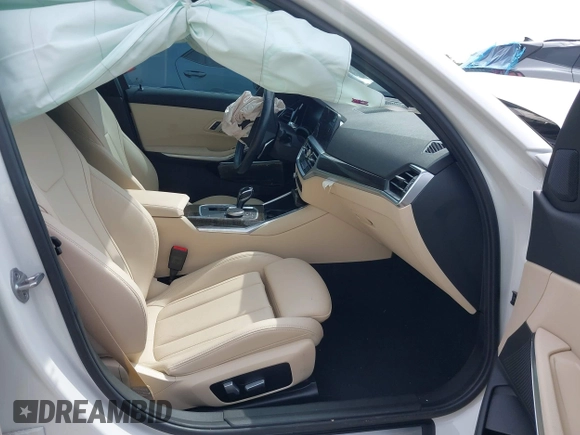 2021 BMW 3 Series 330i with VIN 3MW5R1J09M8C08399, listed as a IAAI auction lot 42483945 with 16,049 mi miles and . Bid and sale history available at DreamBid. Image 5.