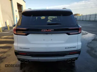 2025 GMC Acadia FWD Elevation z VIN 1GKENKRS9SJ131484, wystawiony jako Copart lot #88762755 z przebiegiem 166 mil mil oraz Czysty tytuł • Clean title. Historia ofert i sprzedaży dostępna na DreamBid. Obrazek 6.