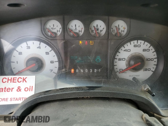 2009 Ford F-150 XL with VIN 1FTPF12V79KC23567, listed as a Copart auction lot 68580994 with 268,661 mi miles and Salvage Title. Bid and sale history available at carsss.com. Image 9.