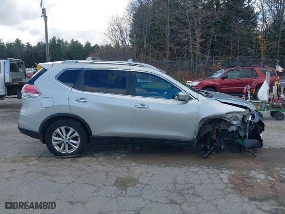 2015 Nissan Rogue SL with VIN 5N1AT2MV2FC920082, listed as a IAAI auction lot 40944145 with 156306 miles. Bid and sale history available at carsss.com. Image 13.
