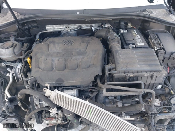 2019 Volkswagen Tiguan S with VIN 3VV0B7AX9KM047642, listed as a IAAI auction lot 41523269 with 61,221 mi miles. Bid and sale history available at carsss.com. Image 10.