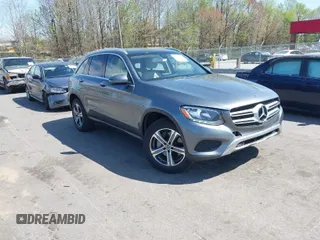 2018 Mercedes-Benz GLC with VIN WDC0G4JB6JV022733, listed as a IAAI auction lot 41944411 with 191,163 mi miles. Bid and sale history available at carsss.com. Image 1.