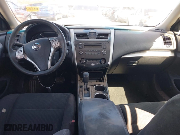 2014 Nissan Altima S with VIN 1N4AL3AP2EN334894, listed as a IAAI auction lot 41761285 with 138,636 mi miles and . Bid and sale history available at carsss.com. Image 5.