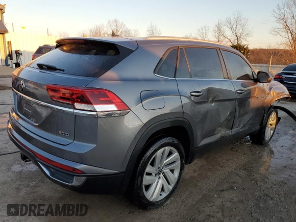 2022 Volkswagen Atlas SE z VIN 1V2KE2CA8NC204883, wystawiony jako Copart lot #87085664 z przebiegiem 63 428 mil mil oraz Nie do naprawy • Non repairable. Historia ofert i sprzedaży dostępna na DreamBid. Obrazek 3.