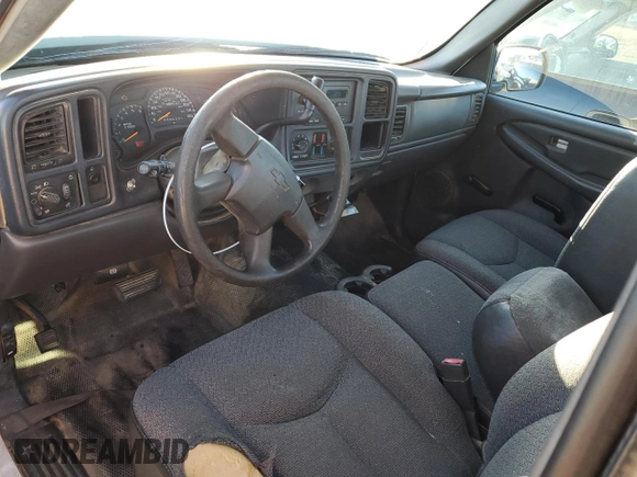 2006 Chevrolet Silverado 1500 Work Truck with VIN 1GCEC14Z56E228406, listed as a Copart auction lot 79239994 with 282,219 mi miles and Salvage Title. Bid and sale history available at DreamBid. Image 8.
