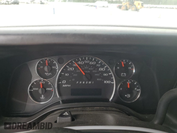 2017 Chevrolet Express Cargo z VIN 1GCWGAFF3H1147488, wystawiony jako Copart lot #51792665 z przebiegiem Nie podano mil oraz Szkoda całkowita • Salvage title. Historia ofert i sprzedaży dostępna na DreamBid. Obrazek 9.