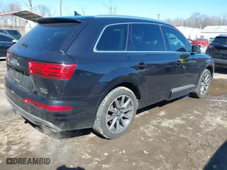 2017 Audi Q7 Premium Plus with VIN WA1LAAF79HD004552, listed as a IAAI auction lot 41643230 with 172,901 mi miles. Bid and sale history available at carsss.com. Image 4.