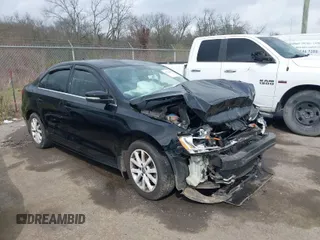 2013 Volkswagen Jetta SE with VIN 3VWDX7AJXDM256904, listed as a IAAI auction lot 41783186 with 185,842 mi miles and . Bid and sale history available at DreamBid. Image 1.