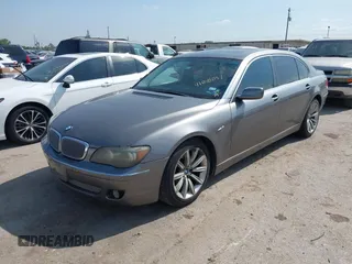 2008 BMW 7 Series 750Li with VIN WBAHN83568DT78271, listed as a IAAI auction lot 42048031 with 160,065 mi miles and . Bid and sale history available at carsss.com. Image 2.