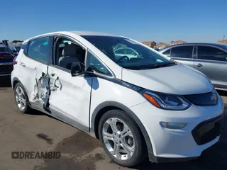 2017 Chevrolet Bolt EV LT z VIN 1G1FW6S05H4190464, wystawiony jako IAAI lot #41662766 z przebiegiem 62 954 mil mil oraz . Historia ofert i sprzedaży dostępna na DreamBid. Obrazek 6.