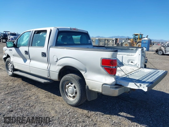 2011 Ford F-150 XL with VIN 1FTFW1EFXBKD38492, listed as a IAAI auction lot 40785831 with 222,356 mi miles. Bid and sale history available at carsss.com. Image 3.