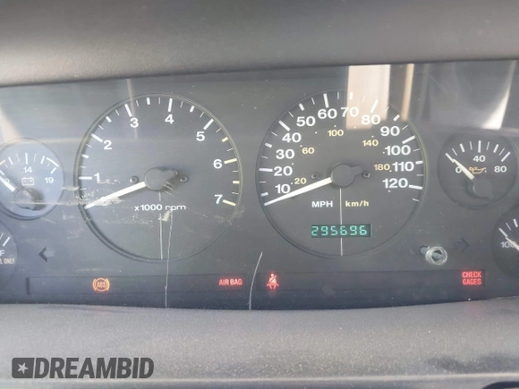 1997 Jeep Grand Cherokee Laredo with VIN 1J4GZ58S3VC603239, listed as a IAAI auction lot 42593915 with 295,696 mi miles and . Bid and sale history available at DreamBid. Image 7.