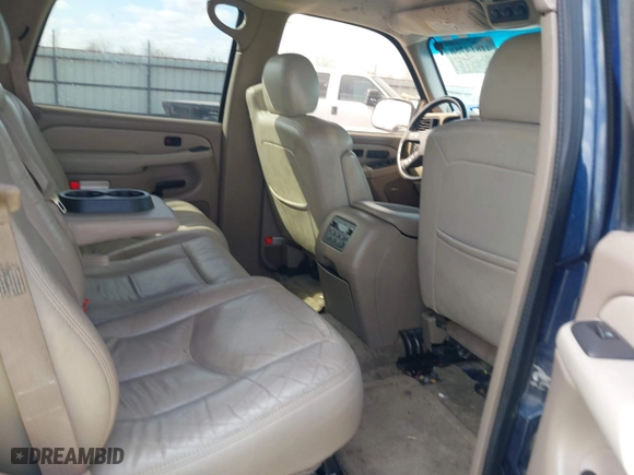 2003 Chevrolet Tahoe LS with VIN 1GNEC13Z43R184184, listed as a IAAI auction lot 41814758 with 1 mi miles. Bid and sale history available at carsss.com. Image 8.