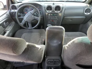 2004 GMC Envoy SLE with VIN 1GKDT13S042404250, listed as a Copart auction lot 52672455 with 230,610 mi miles and Salvage Title. Bid and sale history available at carsss.com. Image 8.