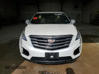 2017 Cadillac XT5 Luxury FWD z VIN 1GYKNBRS3HZ133587, wystawiony jako Copart lot #53570065 z przebiegiem 98 181 mil mil oraz Tytuł czysty. Historia ofert i sprzedaży dostępna na DreamBid. Obrazek 5.