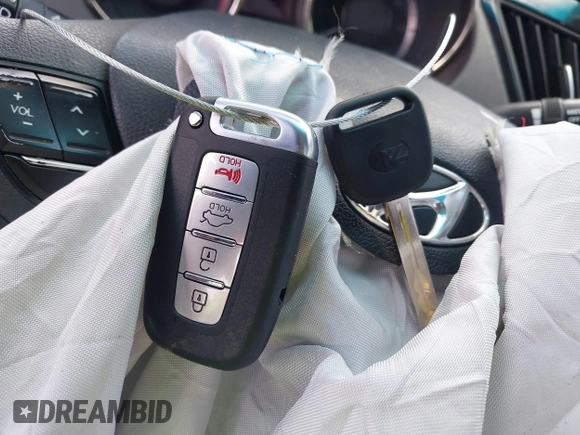 2011 Hyundai Sonata Limited with VIN 5NPEC4AC3BH120877, listed as a IAAI auction lot 42111626 with 178,985 mi miles and . Bid and sale history available at DreamBid. Image 11.