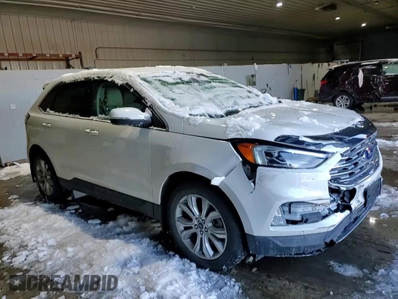 2022 Ford Edge Titanium with VIN 2FMPK4K93NBA63381, listed as a Copart auction lot 45031605 with 24,075 mi miles and Salvage Title. Bid and sale history available at carsss.com. Image 11.