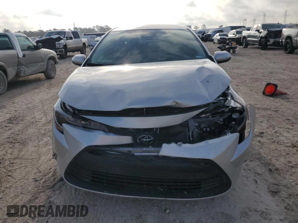 2025 Toyota Corolla LE z VIN 5YFB4MDE6SP251043, wystawiony jako Copart lot #56819775 z przebiegiem 2 376 mil mil oraz Szkoda całkowita • Salvage title. Historia ofert i sprzedaży dostępna na DreamBid. Obrazek 5.