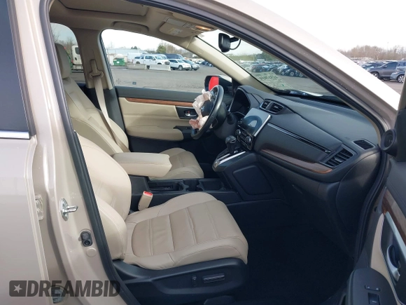2017 Honda CR-V Touring with VIN 5J6RW2H99HL002127, listed as a IAAI auction lot 41517919 with 18,367 mi miles. Bid and sale history available at carsss.com. Image 5.