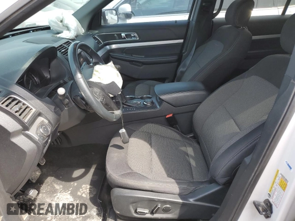 2017 Ford Explorer XLT z VIN 1FM5K8D83HGD80786, wystawiony jako Copart lot #51752085 z przebiegiem 107 287 mil mil oraz Szkoda całkowita • Salvage title. Historia ofert i sprzedaży dostępna na DreamBid. Obrazek 7.