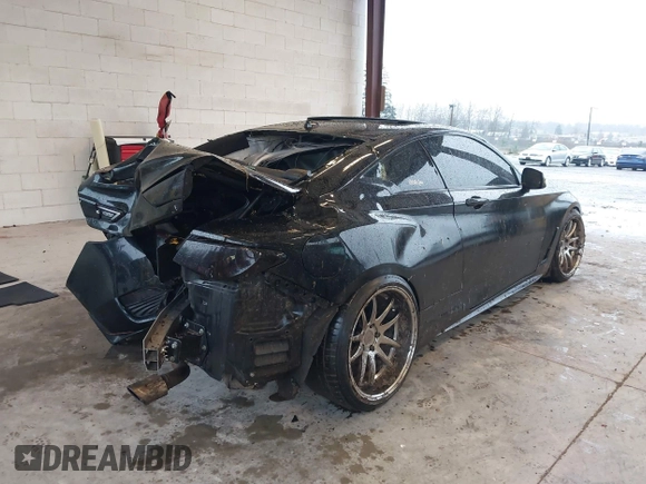 2017 Infiniti Q60 Sport with VIN JN1EV7EK5HM360687, listed as a IAAI auction lot 41243501 with 103,027 mi miles and . Bid and sale history available at DreamBid. Image 4.