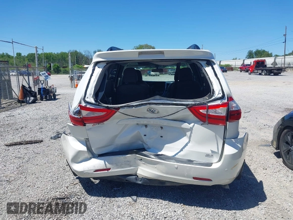 2015 Toyota Sienna XLE с VIN 5TDYK3DC6FS652923, выставлен на аукционе IAAI как лот 42309984 с пробегом 111 737 миль миль и . История ставок и продаж доступна на DreamBid. Изображение 16.
