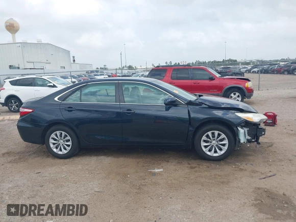 2016 Toyota Camry XLE with VIN 4T4BF1FK6GR546618, listed as a IAAI auction lot 41948177 with 173,083 mi miles. Bid and sale history available at carsss.com. Image 14.