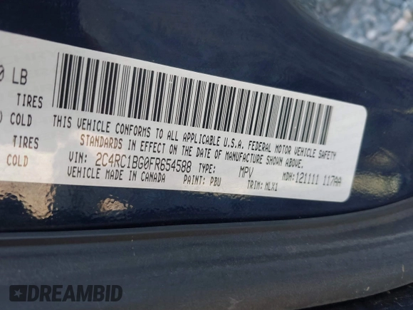 2015 Chrysler Town & Country Touring with VIN 2C4RC1BG0FR654588, listed as a IAAI auction lot 42001538 with 175,403 mi miles. Bid and sale history available at carsss.com. Image 9.