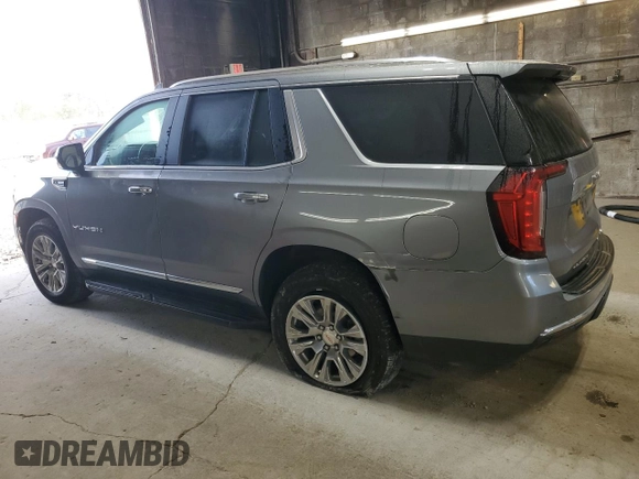 2021 GMC Yukon SLT with VIN 1GKS2BKD0MR429806, listed as a Copart auction lot 69651944 with 47,873 mi miles and Salvage Title. Bid and sale history available at carsss.com. Image 2.