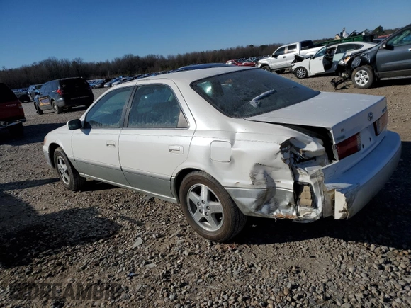 2001 Toyota Camry CE with VIN JT2BG22K810574290, listed as a Copart auction lot 88554975 with 267,620 mi miles and Salvage Title. Bid and sale history available at carsss.com. Image 2.