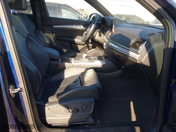 2020 Audi Q5 Premium with VIN WA1ANAFYXL2115457, listed as a IAAI auction lot 41441322 with 72,395 mi miles. Bid and sale history available at carsss.com. Image 5.