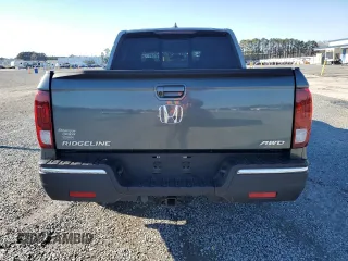 2019 Honda Ridgeline RTL-T with VIN 5FPYK3F63KB012214, listed as a Copart auction lot 41740585 with 33,965 mi miles and Salvage title. Bid and sale history available at DreamBid. Image 6.