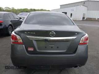 2015 Nissan Altima 2.5 S with VIN 1N4AL3AP3FN917170, listed as a IAAI auction lot 41967374 with 173,633 mi miles. Bid and sale history available at carsss.com. Image 16.