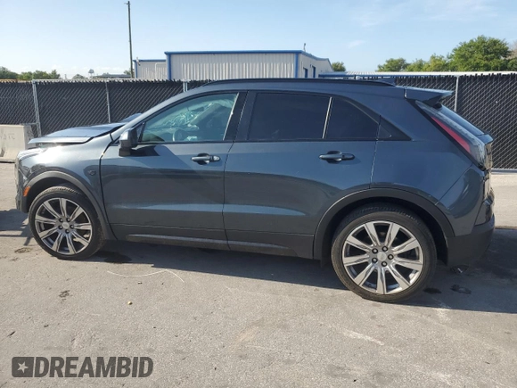 2019 Cadillac XT4 FWD Sport z VIN 1GYFZER47KF103820, wystawiony jako Copart lot #58593665 z przebiegiem 53 285 mil mil oraz Tytuł czysty. Historia ofert i sprzedaży dostępna na DreamBid. Obrazek 2.