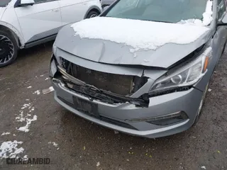 2015 Hyundai Sonata 2.4L Sport with VIN 5NPE34AF1FH076863, listed as a IAAI auction lot 41458535 with 168,605 mi miles. Bid and sale history available at carsss.com. Image 6.