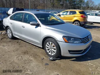 2012 Volkswagen Passat S w/Appearance with VIN 1VWAH7A34CC106918, listed as a IAAI auction lot 41351509 with 202,208 mi miles. Bid and sale history available at carsss.com. Image 1.