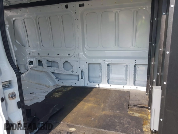 2023 Ford Transit z VIN 1FTBW9CG7PKB84159, wystawiony jako IAAI lot #42772115 z przebiegiem 6 945 mil mil oraz . Historia ofert i sprzedaży dostępna na DreamBid. Obrazek 8.