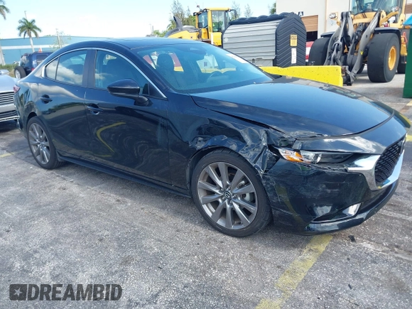 2024 Mazda 3 S Preferred с VIN 3MZBPACM1RM415733, выставлен на аукционе IAAI как лот 42308136 с пробегом 25 370 миль миль и . История ставок и продаж доступна на DreamBid. Изображение 1.