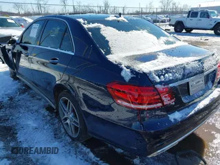 2014 Mercedes-Benz E 550 Sport with VIN WDDHF9BB5EA923294, listed as a IAAI auction lot 41588318 with 141,510 mi miles and . Bid and sale history available at DreamBid. Image 3.