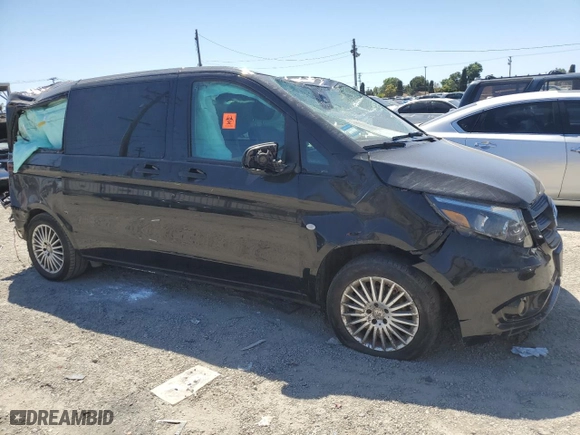 2018 Mercedes-Benz Metris Passenger Van with VIN WD4PG2EE2J3363674, listed as a Copart auction lot 50236184 with 0 mi miles and Salvage Title. Bid and sale history available at carsss.com. Image 4.