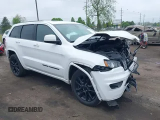 2018 Jeep Grand Cherokee Altitude with VIN 1C4RJFAG1JC202820, listed as a IAAI auction lot 42257958 with 86,117 mi miles and . Bid and sale history available at DreamBid. Image 1.