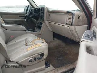 2003 Chevrolet Suburban LT with VIN 1GNEC16Z93J203872, listed as a IAAI auction lot 41666221 with 1 mi miles. Bid and sale history available at carsss.com. Image 5.