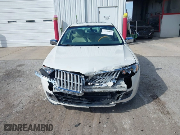 2012 Lincoln MKZ with VIN 3LNHL2JC4CR831614, listed as a IAAI auction lot 41883378 with 92,819 mi miles. Bid and sale history available at carsss.com. Image 12.